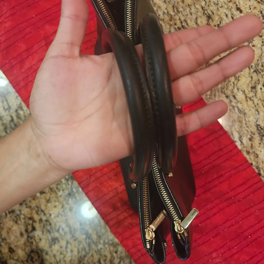 Large black Tory Burch purse - Picture 3 of 14